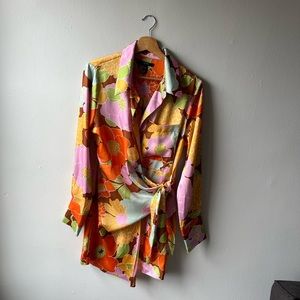 SATIN EFFECT FLORAL WRAP DRESS **NEVER WORN**